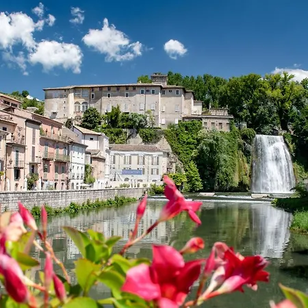 Wonderfalls Cascate Del Liri Bed and breakfast *